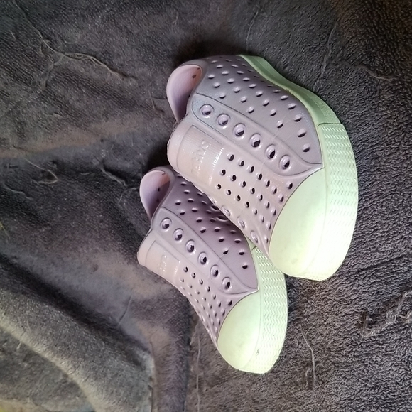 Native SZ6 Lavender BNIB 🧜‍♀️ - Picture 9 of 10